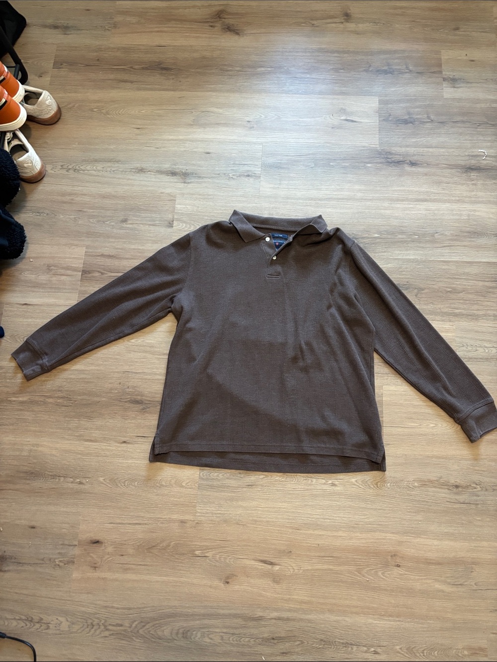 Saddlebred Brown V-Neck Long-Sleeve Sweater